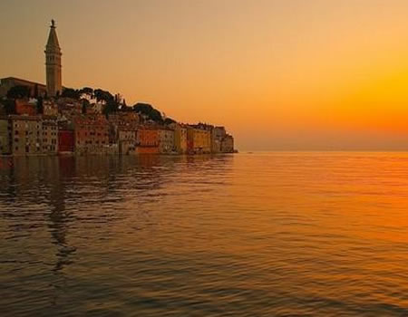 8: Take an evening cruise on a traditional boat